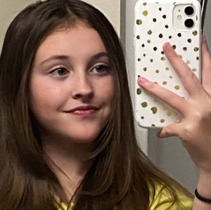 Meet your Posher, Alexandra